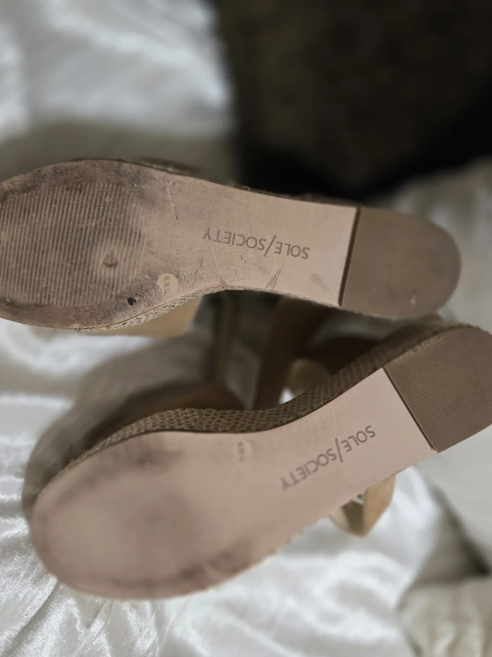 Sole Society  Tan Suede Platform Sandal Size 7 1/2 WORN ONCE!